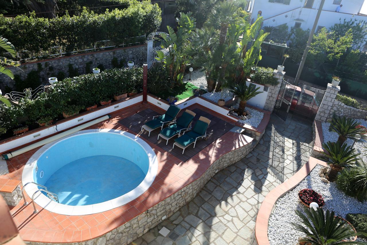 B&B Villa La Cicas アナカプリ エクステリア 写真